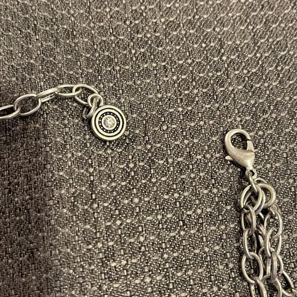 Silver Sparkle! CUTE - Picture 3 of 11